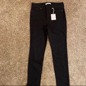 Black high rise skinny jeans